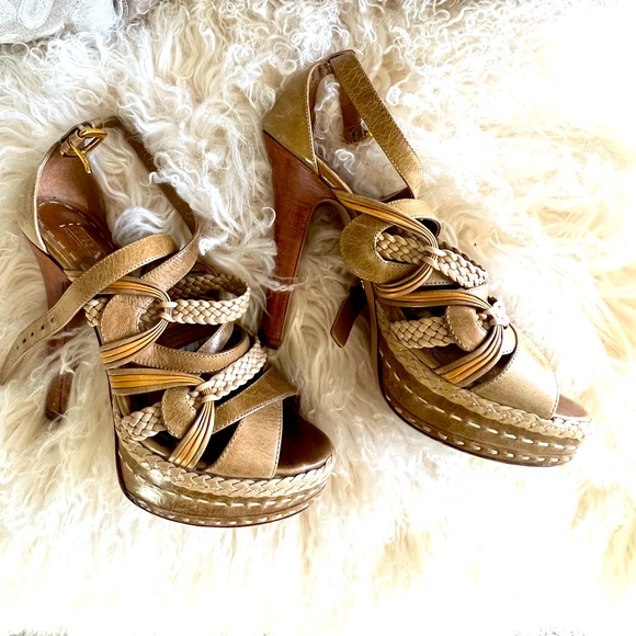 Prada Rare- Platform strappy sandals - Picture 2 of 11